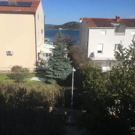 Marino Apartment Murter